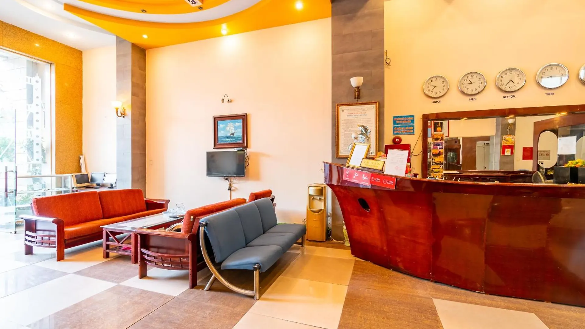 Hotel Super Oyo 266 Golden Gate Da Nang