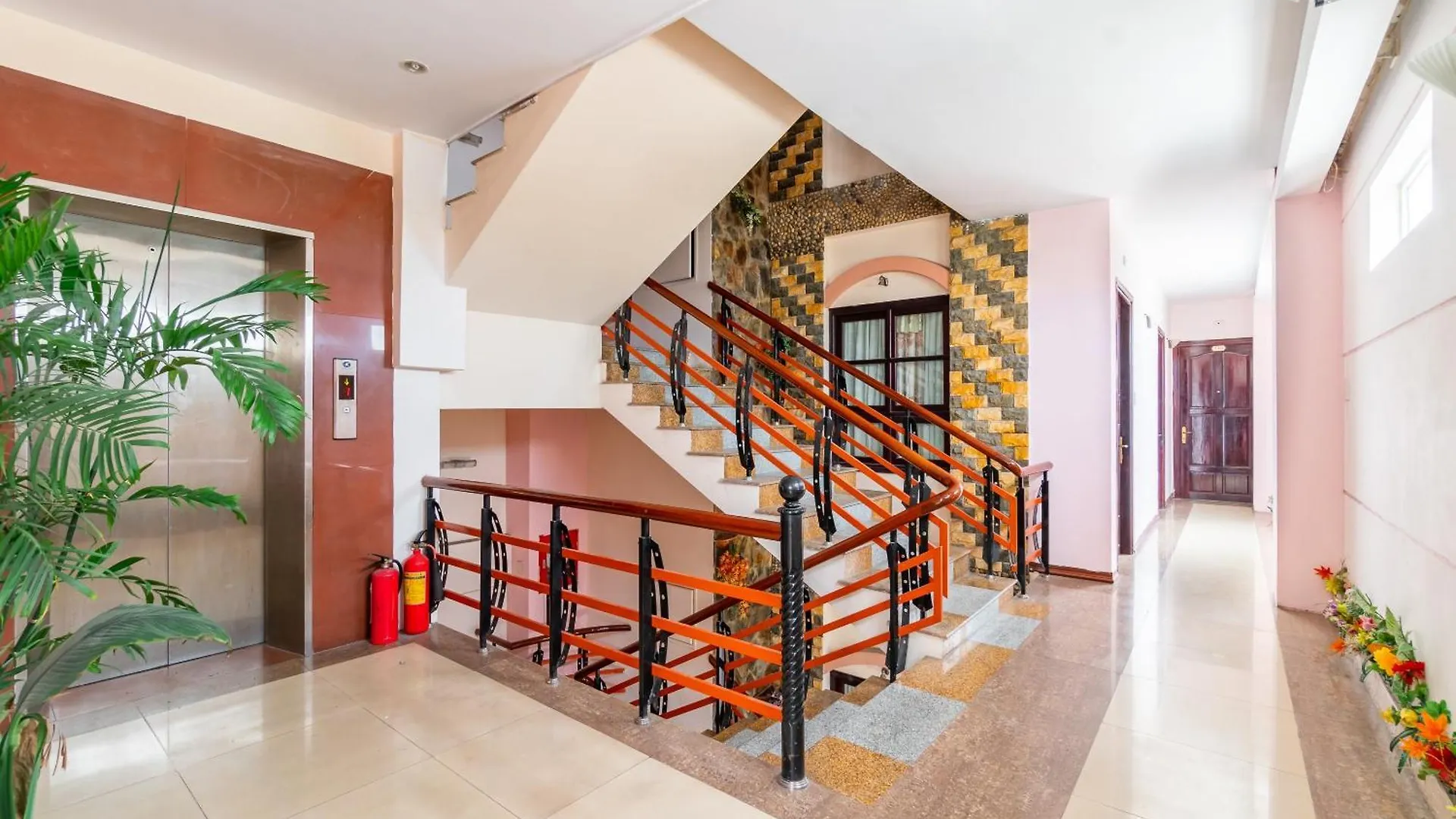 Hotel Super Oyo 266 Golden Gate Da Nang Vietnam